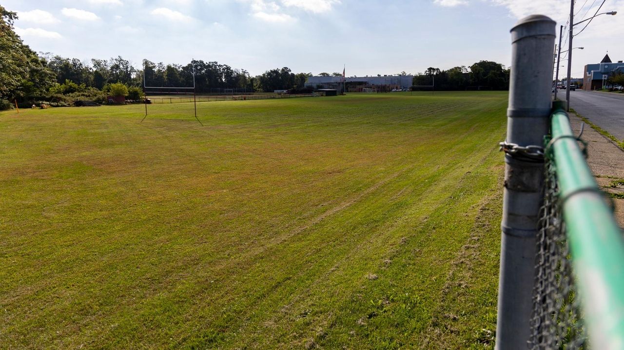 Judge rules Freeport village owns Cleveland Avenue Field, now being used by school district